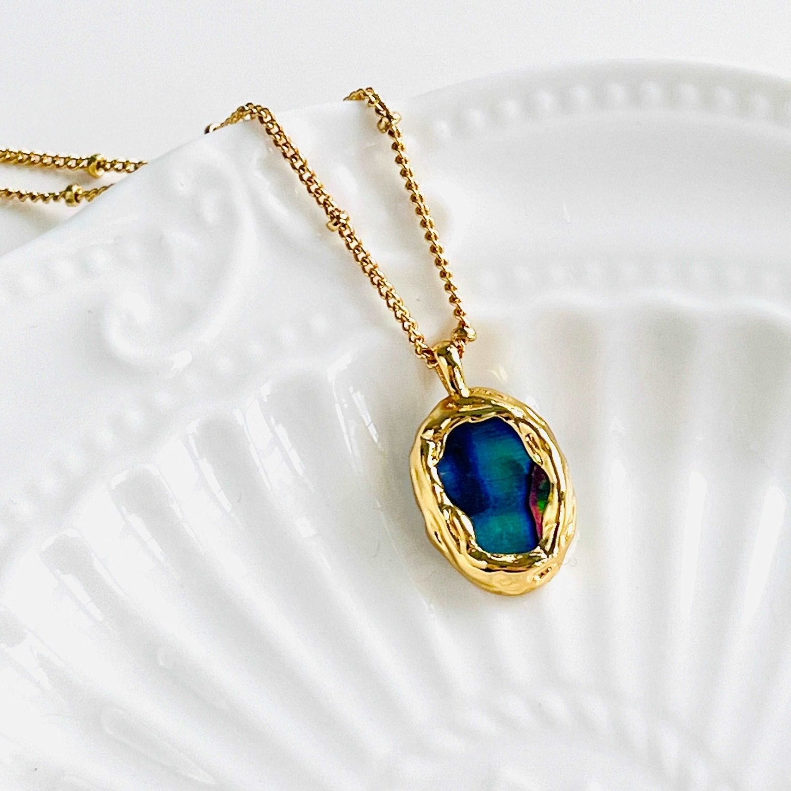 Galaxy Shell Pendant Necklace – Natural Bunny Accessories