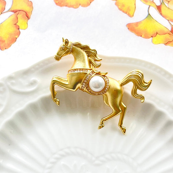 Golden Horse Brooch - Natural Bunny Accessories