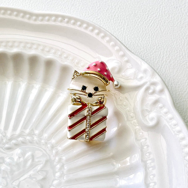 Cat Gift Box Brooch - Natural Bunny Accessories