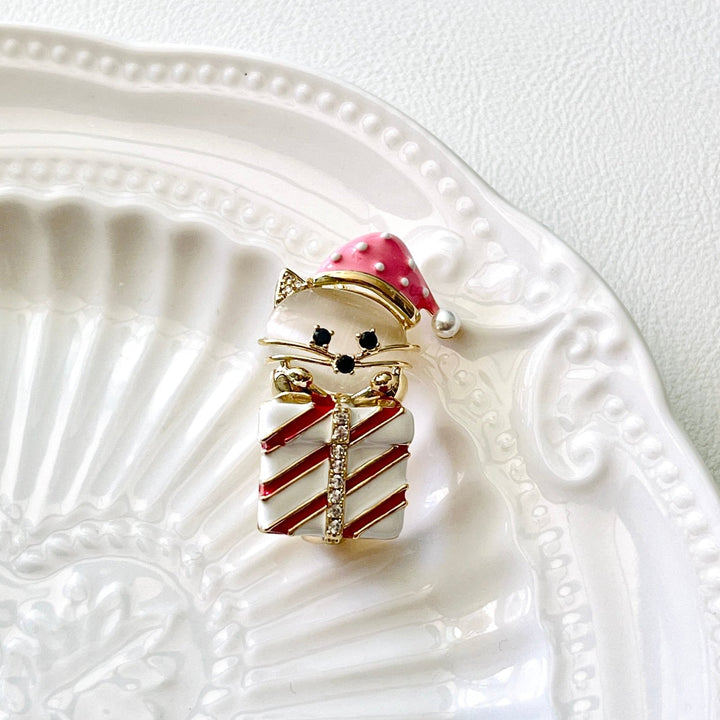 Cat Gift Box Brooch - Natural Bunny Accessories