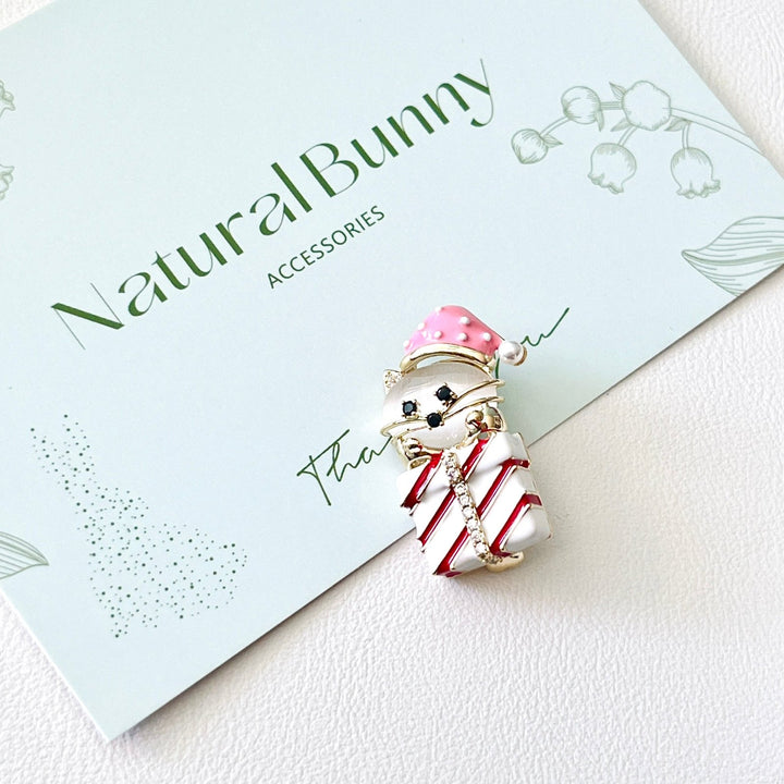 Cat Gift Box Brooch - Natural Bunny Accessories