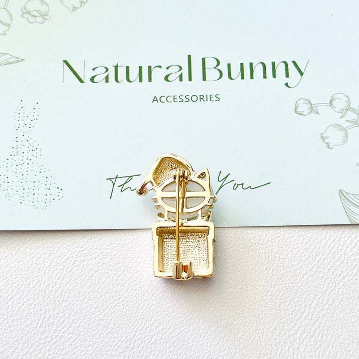 Cat Gift Box Brooch - Natural Bunny Accessories