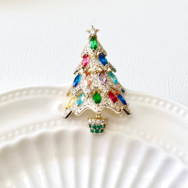 Christmas Tree With Colorful Lights Brooch