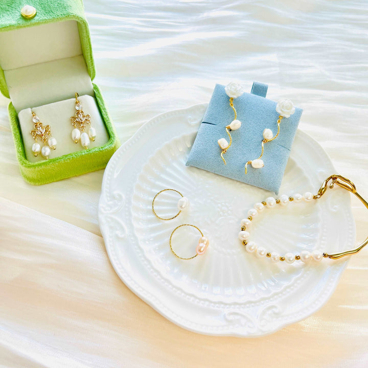 Classical Freshwater Pearl Tassel Earrings