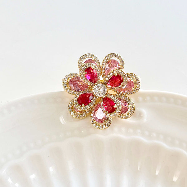 Charming Dahlia Brooch