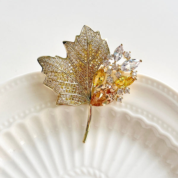 Dainty Fall Maple Leaf Brooch - Natural Bunny Accessories