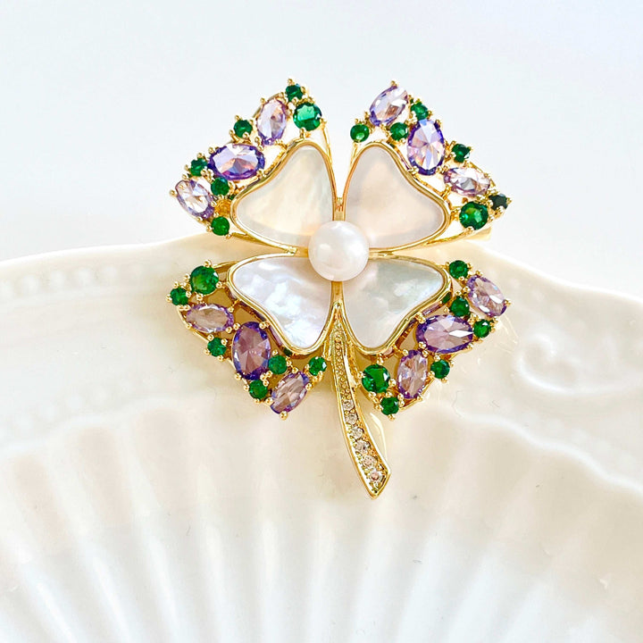 Dainty Shell Four Leaf Clover Brooch