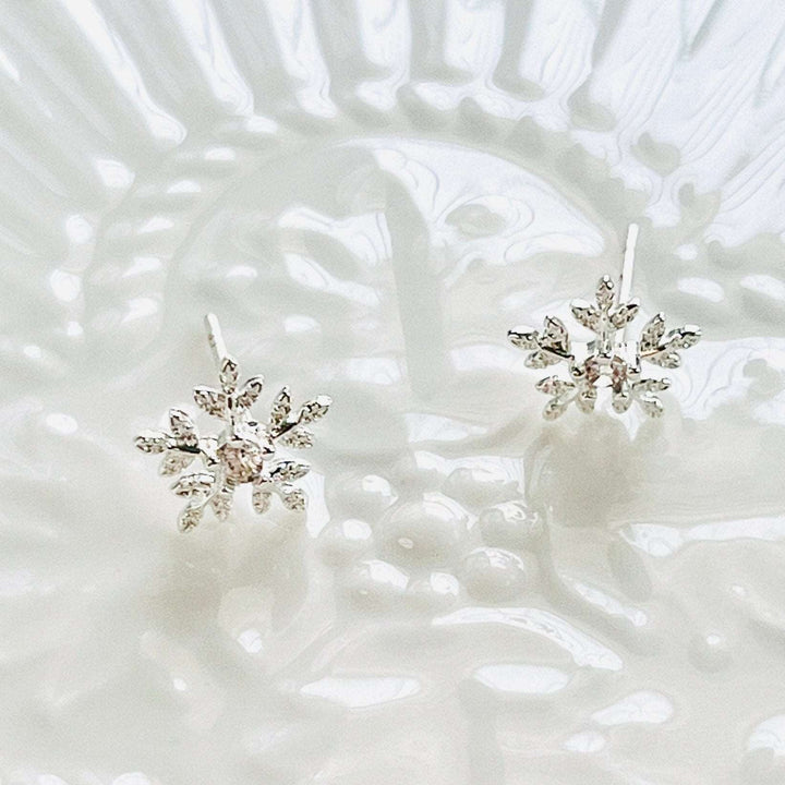Dainty Snowflake Stud Earrings
