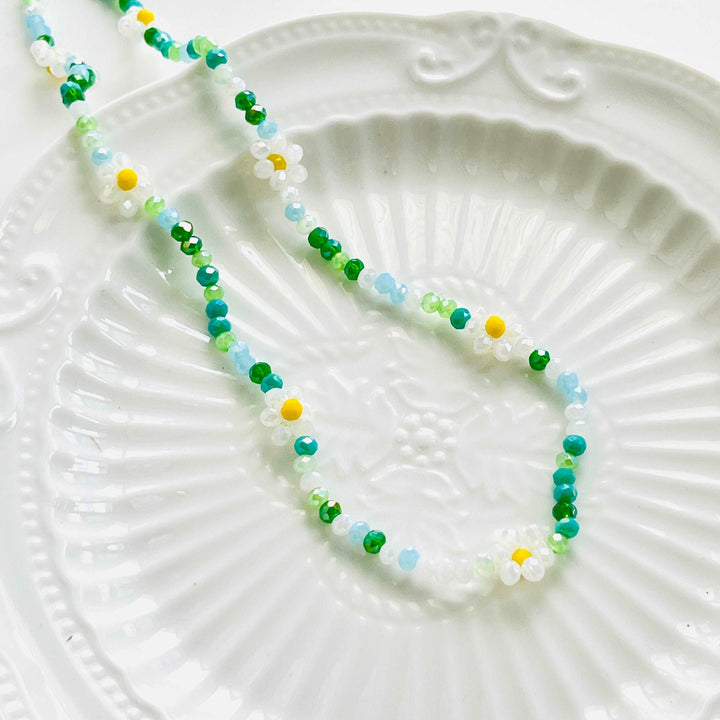 Daisy Beaded Necklace