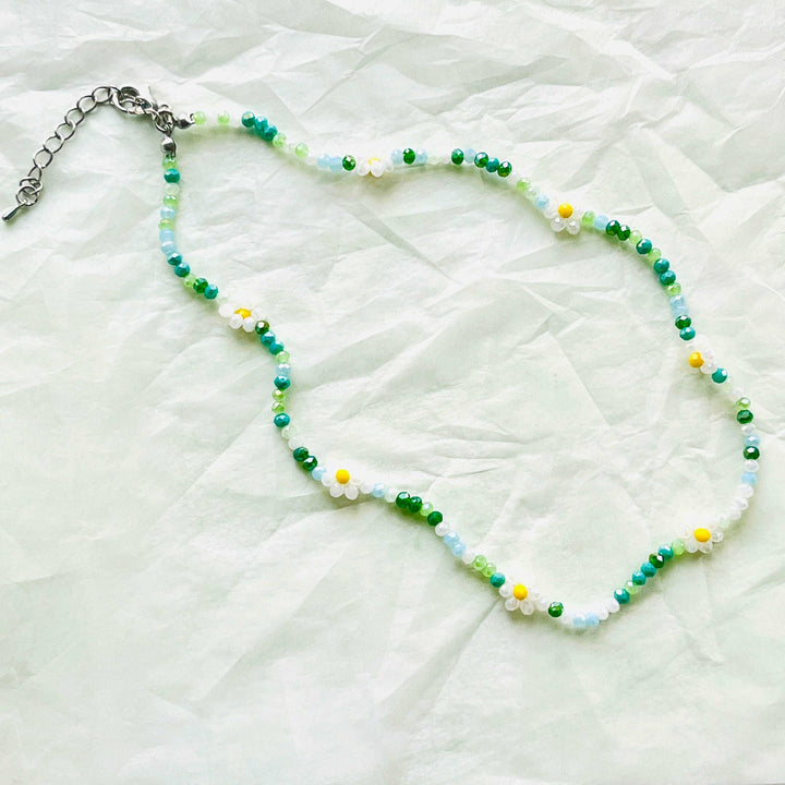 Daisy Beaded Necklace