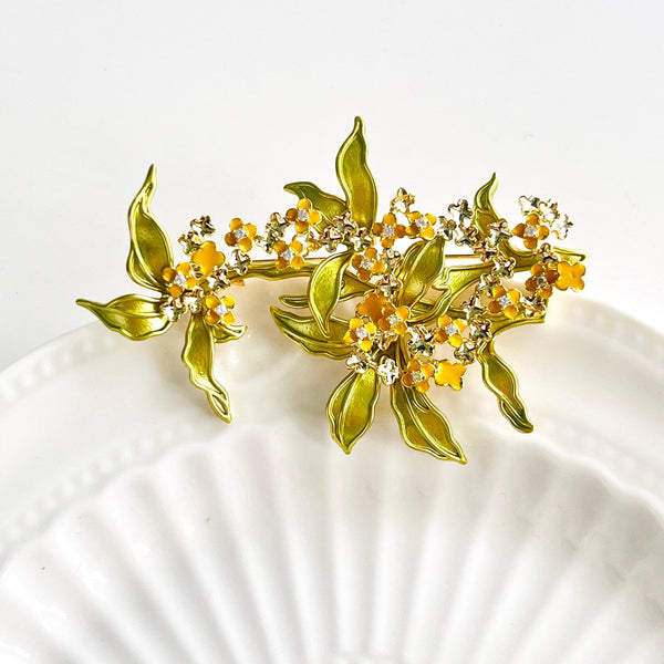 Elegant Golden Osmanthus Flower Brooch - Natural Bunny Accessories