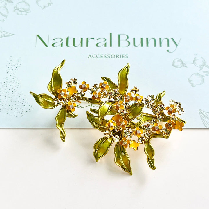 Elegant Golden Osmanthus Flower Brooch - Natural Bunny Accessories