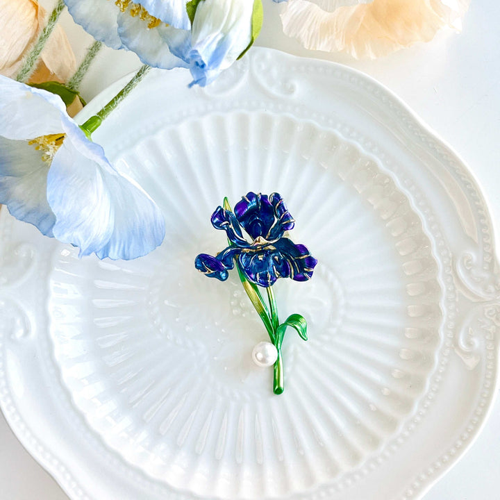 Elegant Iris Pearl Brooch