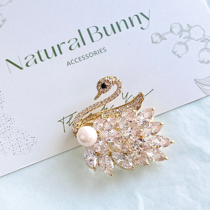 Exquisite Crystal Pearl Swan Brooch - Natural Bunny Accessories