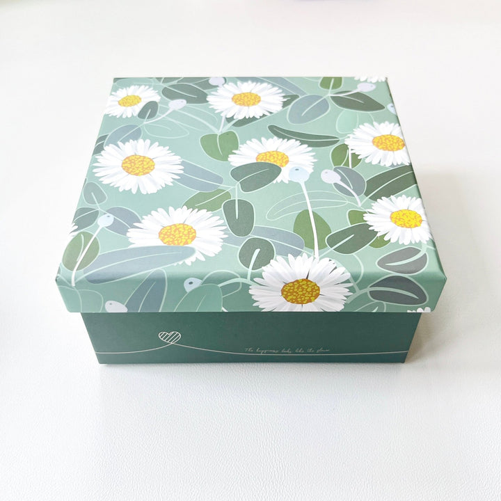 Gift Wrapping - Green Daisy Gift Box and Sunflower Paper - Natural Bunny Accessories