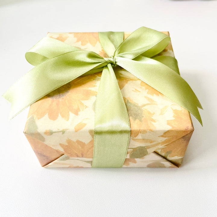 Gift Wrapping - Green Daisy Gift Box and Sunflower Paper - Natural Bunny Accessories