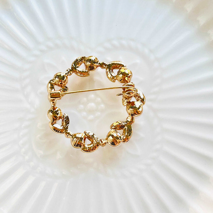 Golden Laurel Wreath Brooch