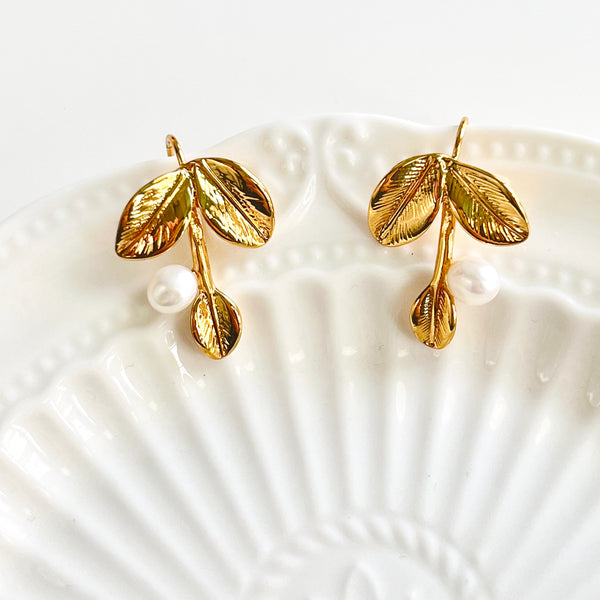 Golden Leaf Pearl Hook Earrings