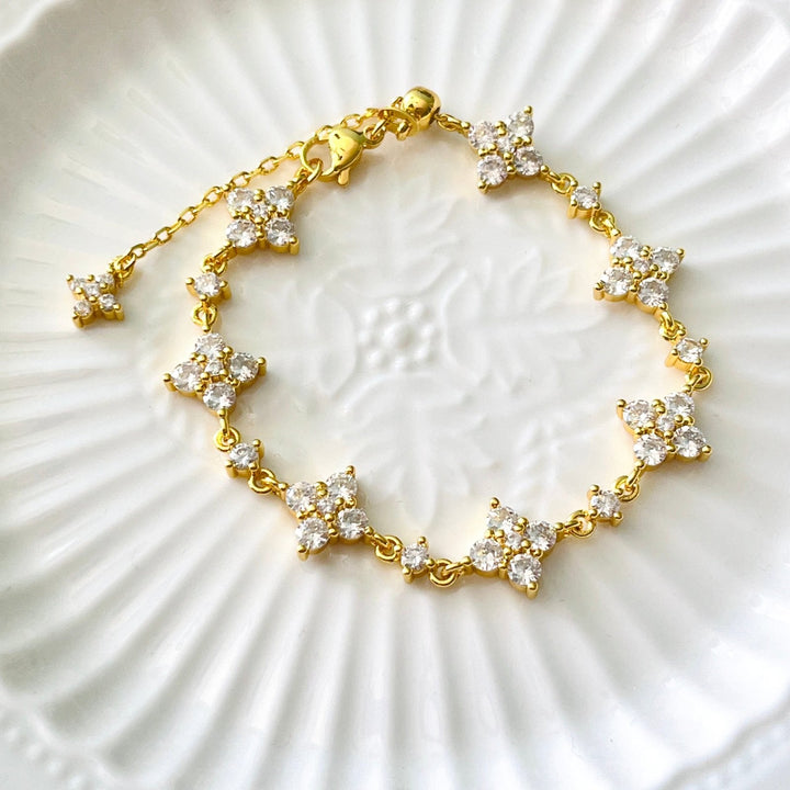 Golden Lucky Four Leaf Clover Bracelet - Natural Bunny Accessories