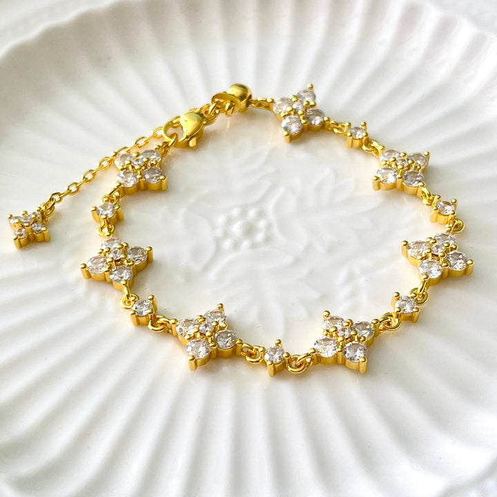 Golden Lucky Four Leaf Clover Bracelet - Natural Bunny Accessories