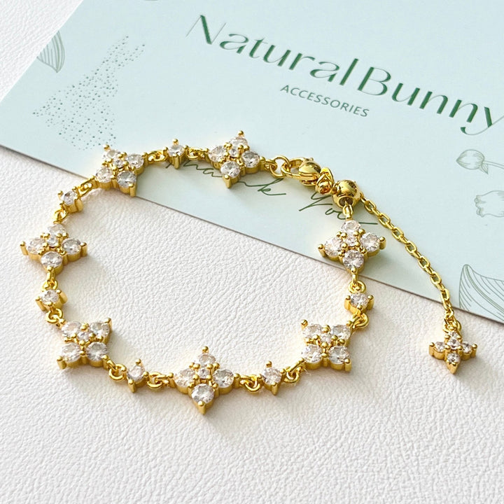 Golden Lucky Four Leaf Clover Bracelet - Natural Bunny Accessories