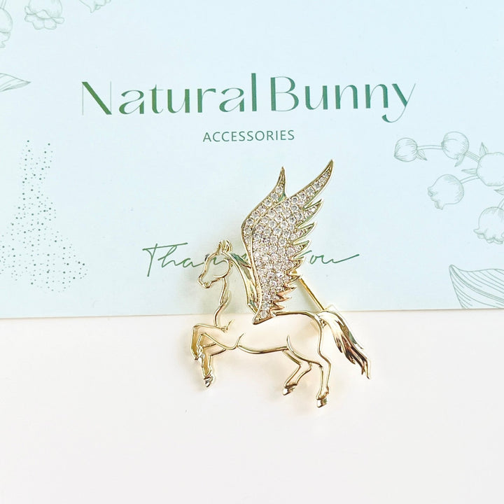 Hollow Golden Pegasus Flying Horse Brooch - Natural Bunny Accessories