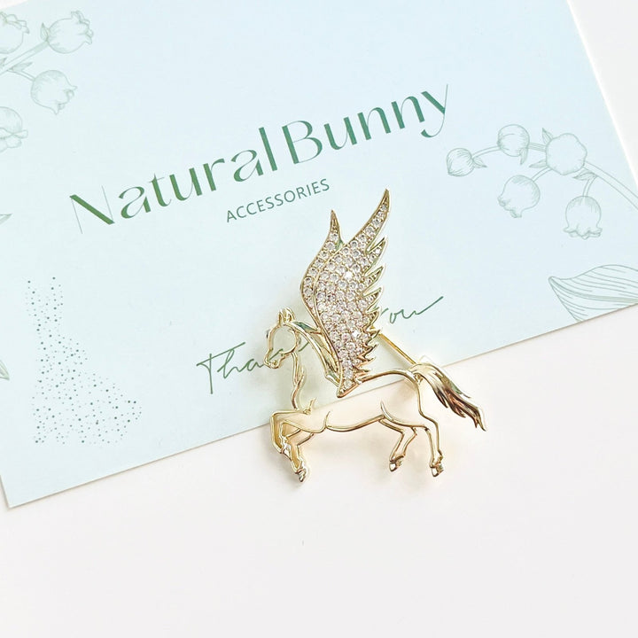 Hollow Golden Pegasus Flying Horse Brooch - Natural Bunny Accessories