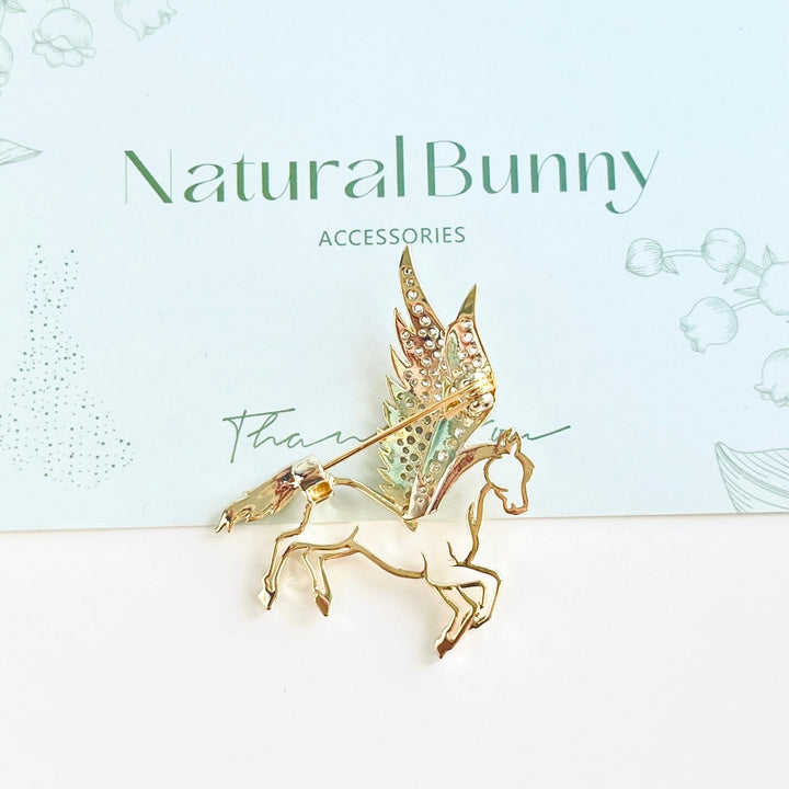 Hollow Golden Pegasus Flying Horse Brooch - Natural Bunny Accessories