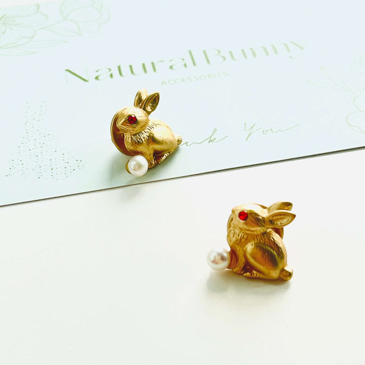 Mini Golden Rabbit Brooch Pin