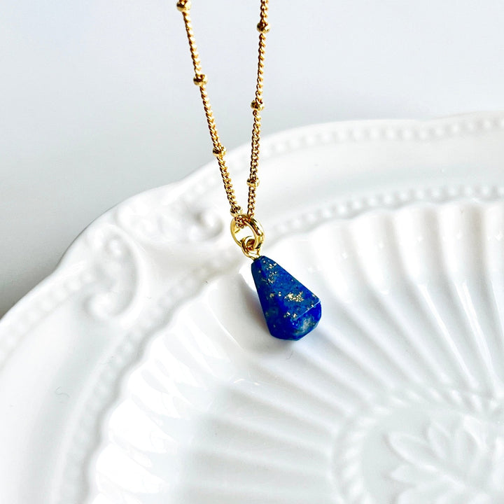 Minimalism Lapis Lazuli Pendant Necklace - Natural Bunny Accessories