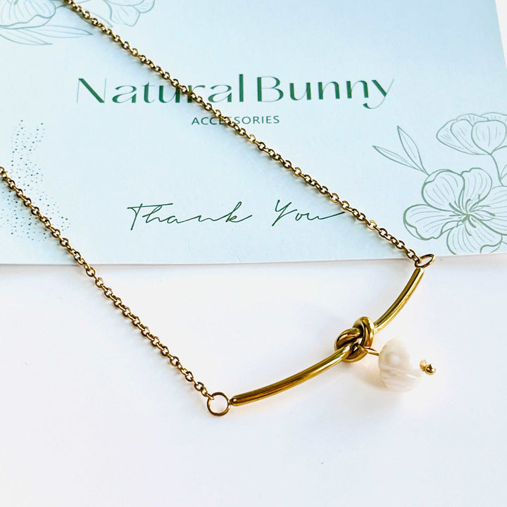 Knot Pearl Pendant Necklace