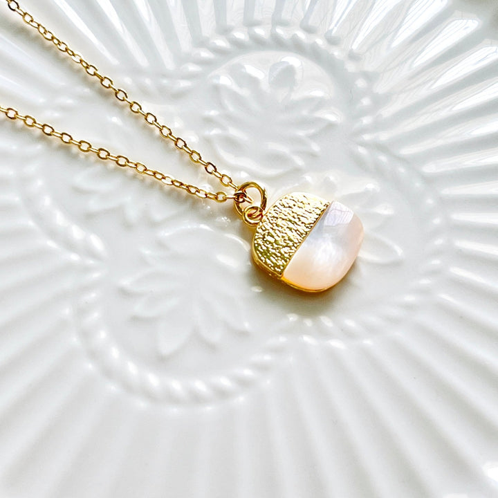 Minimalist White Shell Pendant Necklace - Natural Bunny Accessories