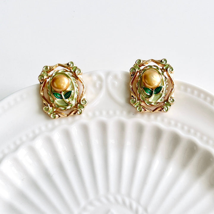 Oil Painting Autumn Pearl Flower Stud Earrings - Natural Bunny Accessories