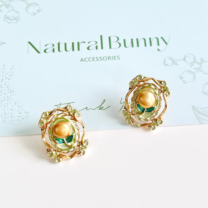 Oil Painting Autumn Pearl Flower Stud Earrings - Natural Bunny Accessories