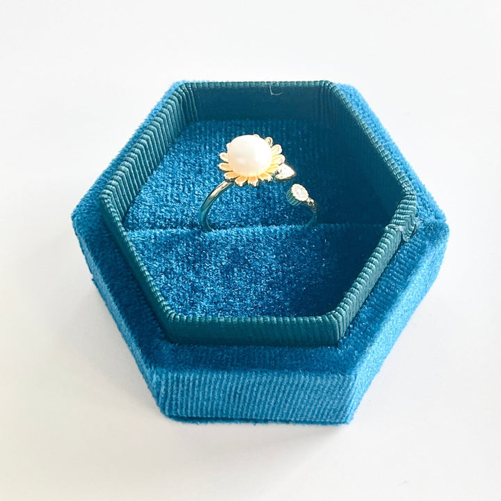 Pearl Sunflower Open Ring - Natural Bunny Accessories
