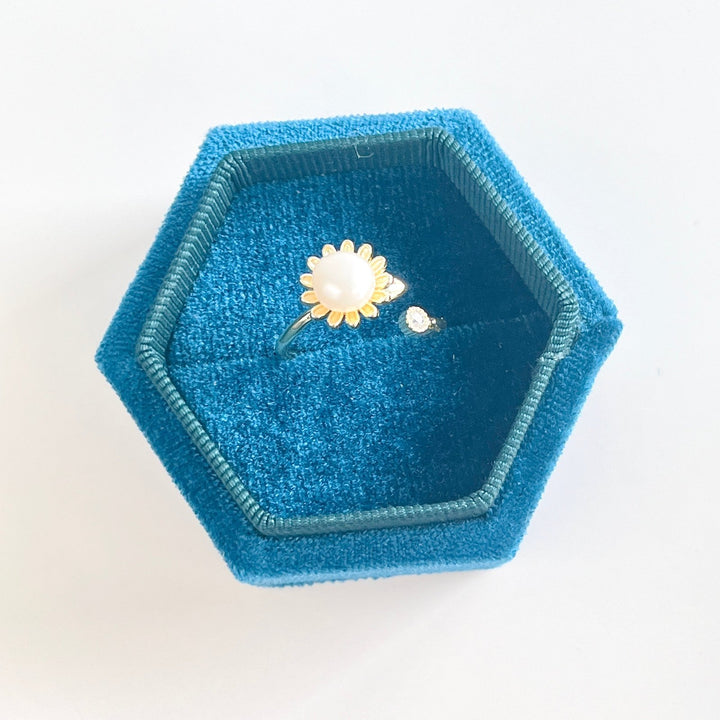 Pearl Sunflower Open Ring - Natural Bunny Accessories