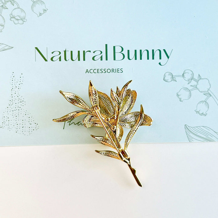 Pure White Lily Brooch