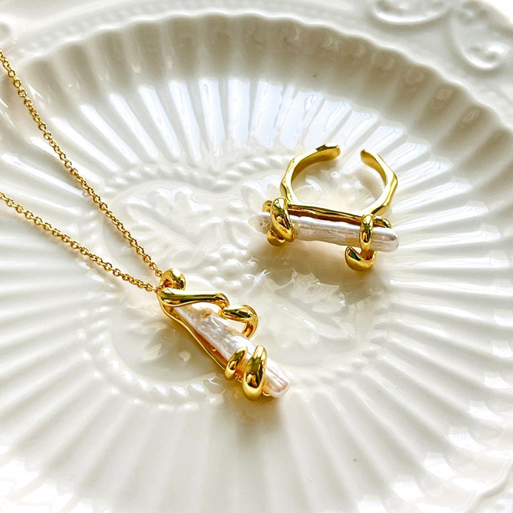 Retro Style Long Baroque Pearl Necklace / Ring - Natural Bunny Accessories