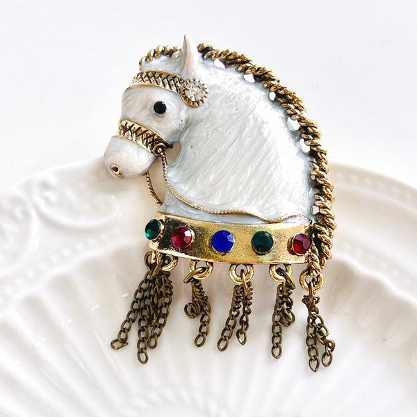 Retro White Horse Tassel Brooch - Natural Bunny Accessories