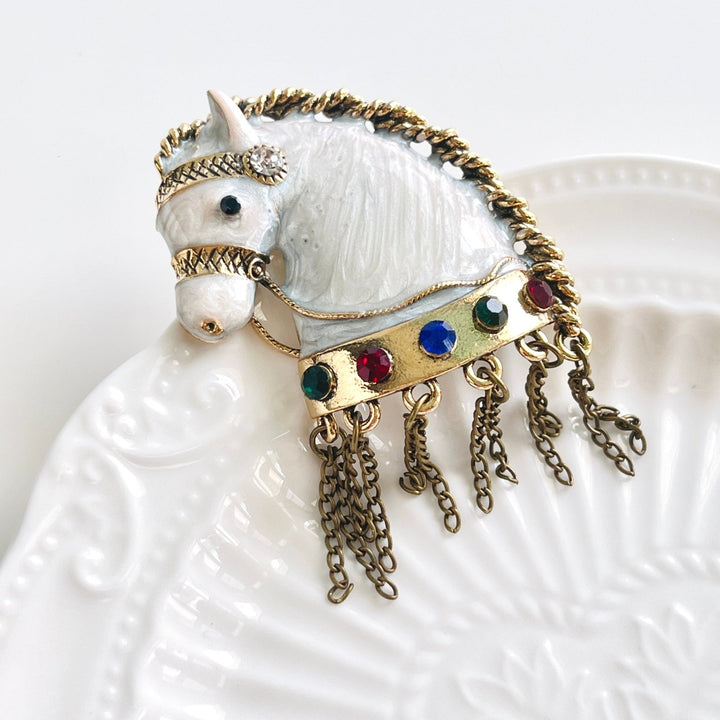Retro White Horse Tassel Brooch - Natural Bunny Accessories