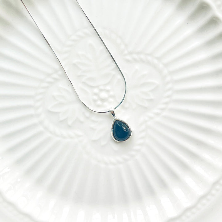 Sterling Silver Black Onyx Teardrop Pendant Necklace - Natural Bunny Accessories