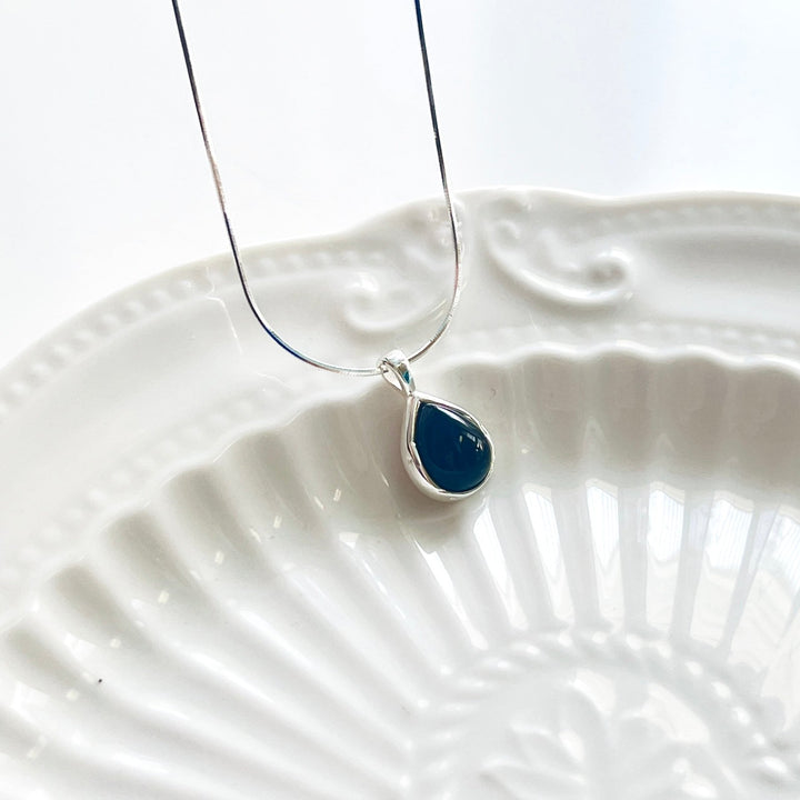 Sterling Silver Black Onyx Teardrop Pendant Necklace - Natural Bunny Accessories