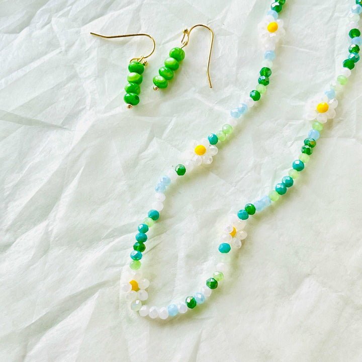 Daisy Beaded Necklace