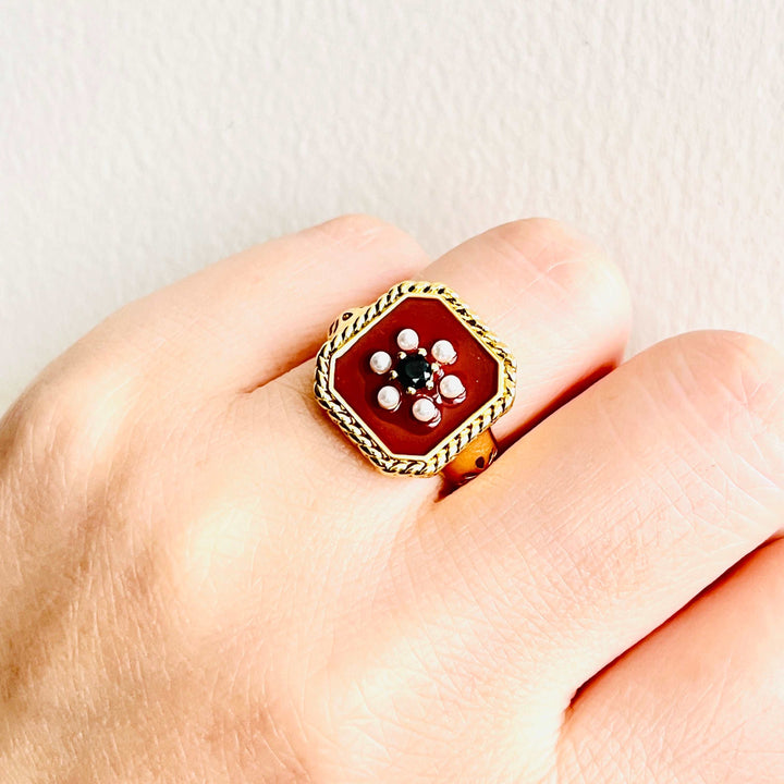 Vintage Pearl Flower Ring