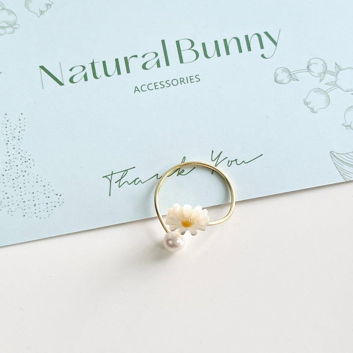 White Daisy Pearl Open Ring - Natural Bunny Accessories