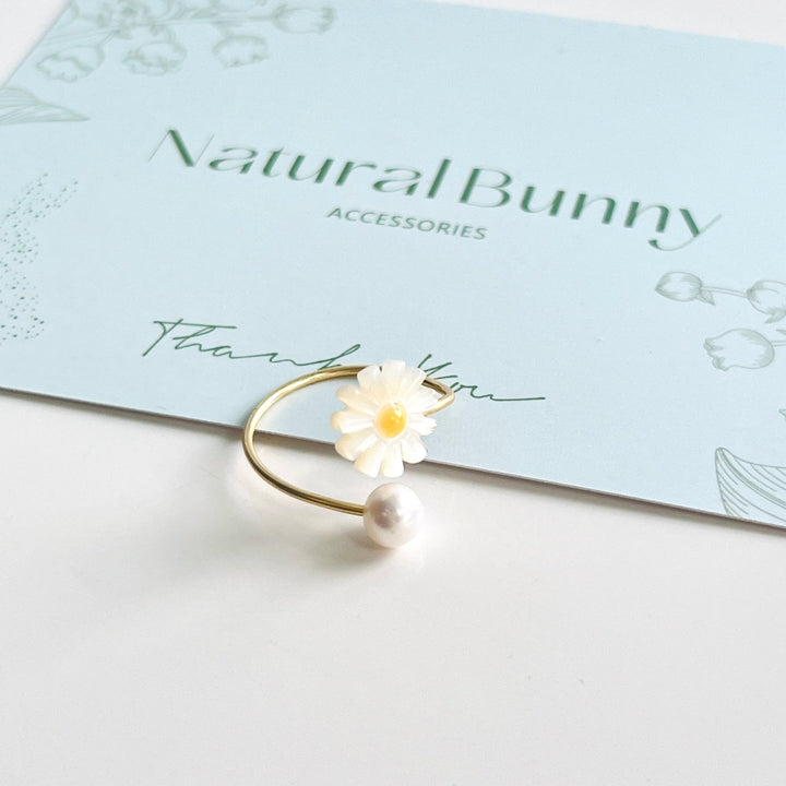 White Daisy Pearl Open Ring - Natural Bunny Accessories