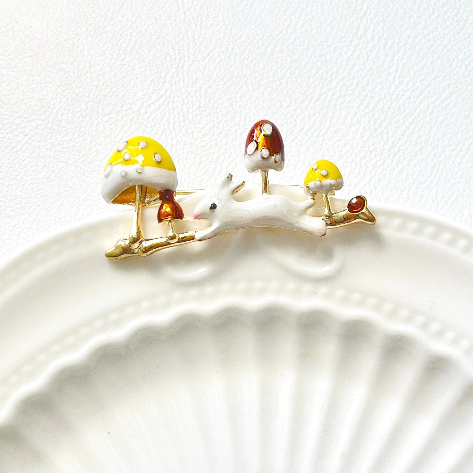 White Rabbit Mushroom Brooch – Natural Bunny Accessories