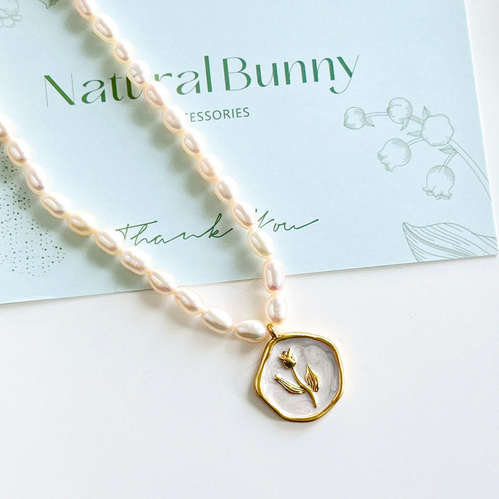 White Tulip Pendant Pearl Necklace